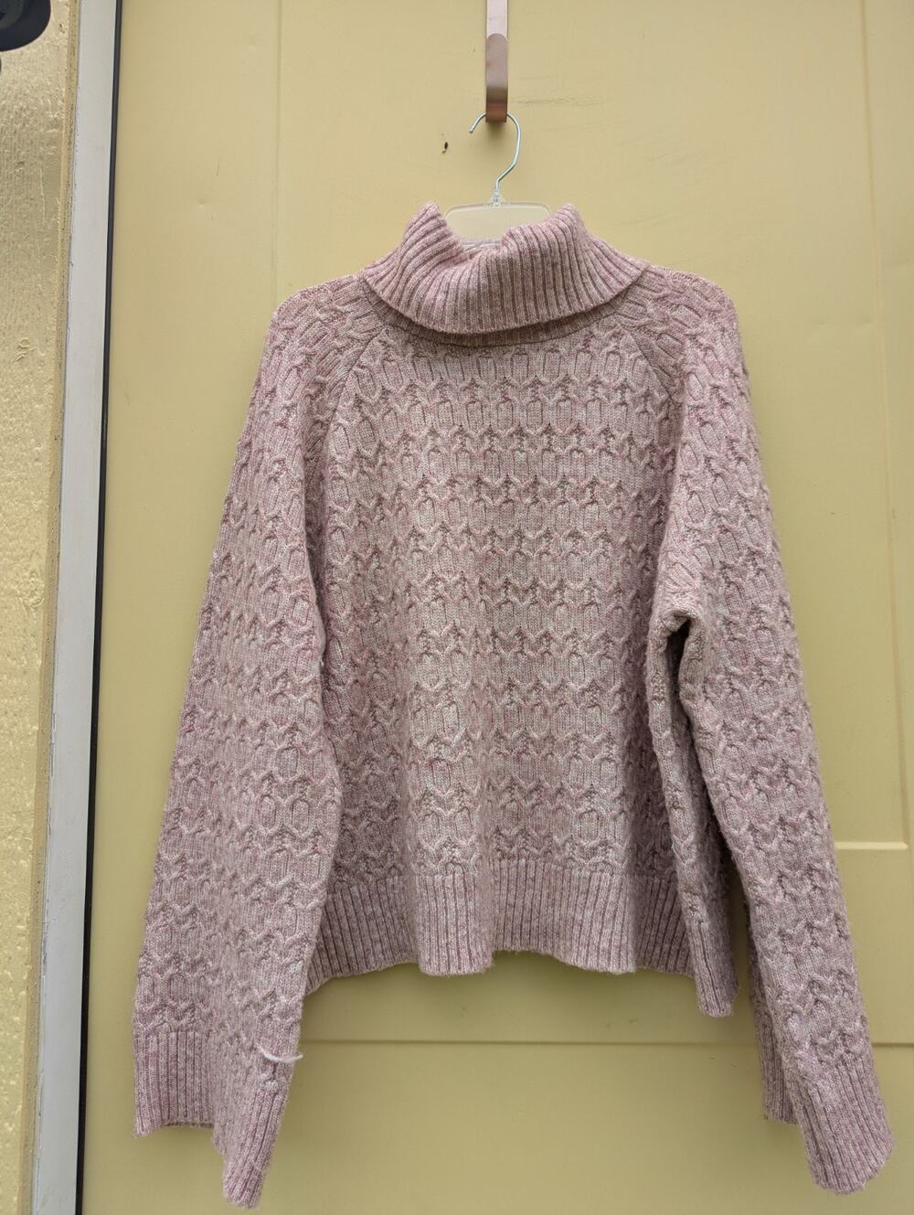 Industry Women’s XL Pink Marled Cable Knit Turtleneck Sweater Chunky Pullover